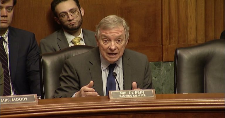 Illinois Senator Blasts DOGE Efforts to Eliminate Fraud