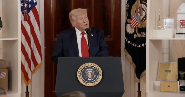 White House Wire: Trump Drops His Own Drudge, and the Media Can’t Handle It