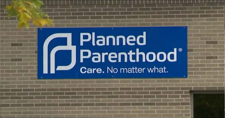 Judge Blocks Congress from Cutting Planned Parenthood Funding